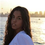 Maestra de primaria imparte todas las asignaturas de primaria así como inglés a todos lo niveles